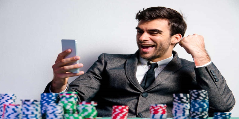 Sơ lược đơn giản về bài Poker 69vn